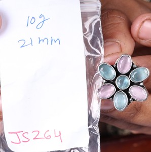 Pendientes de Plata Oxidada Vintage con Ónix Multicolor y Diseño Floral |   Joyería Étnica Boho de Latón para Mujer, Venta al por Mayor en India - Product Image 3