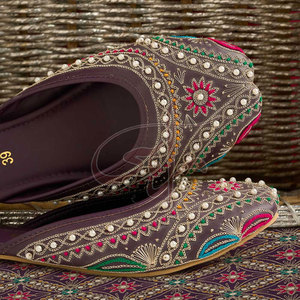 Elegant <b>Comfy</b> Beautifully Detailed Multi-Head Tilla Embroidery Bead <b>Work</b> Handmade Fashion Trend Printed Anti-Slippery Khussa - Product Image 4