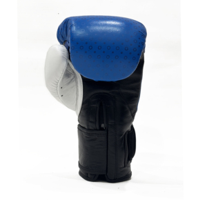 ถุงมือฝึกซ้อม MMA คิกบ็อกซิ่ง ซานด้า หนังสีดำ-น้ำเงินคู่ ยี่ห้อ SAQIB&CO กันน้ำ พร้อมสายรัดแบบตีนตุ๊กแก - Product Image 4