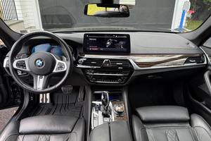 Auto Usado Premium <span class=keywords><strong>2021</strong></span> B-MW M550i xDrive 523-hp <span class=keywords><strong>Turbo</strong></span> V8 - Product Image 2