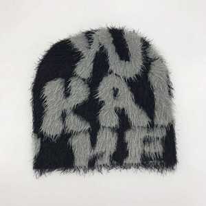 Gorros de Lana y Mohair Unisex de Diseño Único, Hechos a Mano en Pakistán, Tejido Jacquard, Transpirables e Impermeables - Product Image 3