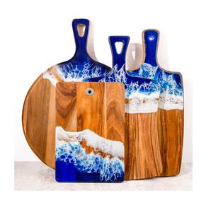 Planche à découper au design unique Planche à découper en bois d'acacia et en résine Planche à découper en bois pour cuisine et hôtel - Product Image 1