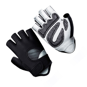 Gants de musculation unisexes en cuir à demi-doigts avec paume rembourrée, support de poignet, séchage rapide, légers et confortables - Product Image 5