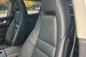 Porsche Panamera S 2010 - Product Image 6