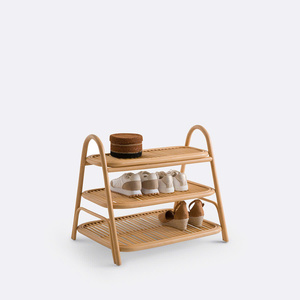 Étagère à chaussures en rotin naturel à 3 niveaux, faite à la main, pour la décoration de la chambre d'enfant, chambre de bébé - Product Image 1