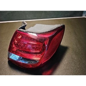 Conjunto de Faro Trasero Derecho Usado para Grandeur/Azera, Número de Pieza 924023L500 - Product Image 1