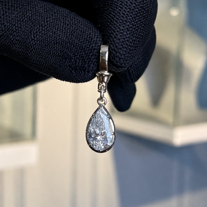 Pendentif en argent sterling 925 avec diamant taille poire et moissanite, bijou suspendu pour collier personnalisé - Product Image 1