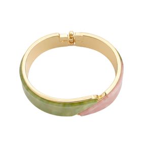 Bracelet manchette marbré rose et vert pour femme, bijou fantaisie doré, bracelet élégant et tendance, accessoire cadeau stylé - Product Image 2