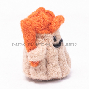 Muñeco de fieltro hecho a mano de personaje de Halloween con gorro naranja y bastón |   Linda Decoración de Peluche Miniatura - Product Image 4