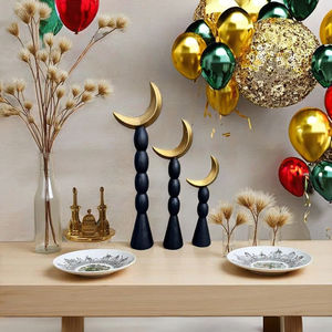 Ornement de luxe en bois en forme de croissant de lune et d'étoile, nouveau design, cadeau du Ramadan, décoration pour l'Aïd. - Product Image 1