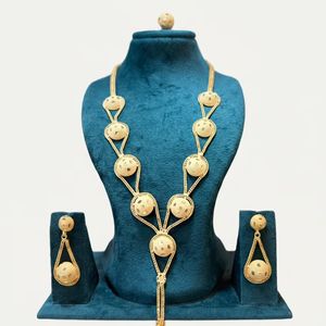 ชุดเครื่องประดับทองชุบ 24k จาก MOLL JEWELLERS สร้อยคอยาวทันสมัย แหวน จี้รูปดอกไม้ขนาดใหญ่ ต่างหูแบบจุมก้า ประดับเพชรซิร์คอน เหมาะสำหรับเจ้าสาวในงานแต่งงาน - Product Image 1