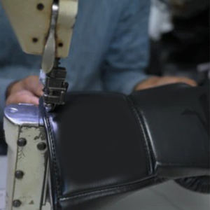 Guantes de Boxeo de Cuero PU Personalizados de Fábrica, Gran Cantidad, Cierre de Gancho y Bucle Ajustable, Colores y Tamaños Personalizables, OEM - Product Image 4