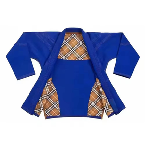 Kimono Ligero de Jiu Jitsu Brasileño 100% Algodón, Tejido Ripstop, Precio de Fábrica, Logotipo Frontal Personalizado, Uniforme de Entrenamiento Duradero - Product Image 2