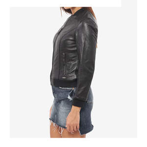 Veste en cuir pour femme, coupe ajustée, design moderne et épuré, respirante et imperméable, style décontracté urbain - Product Image 4