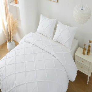 Set Copripiumino Super King 3 Pezzi, Collezione Biancheria da Letto Boho Trapuntata, 1 Piumino Alternativo alla Piuma d'Oca, 2 Federe Bianche per Uso Domestico - Product Image 5
