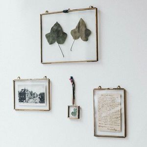 Home Decor Glass & Metal Hanging Picture <b>Frames</b> for <b>Wall</b> Decoration, with 2 Sides Glass Customized Decorative Photo <b>Frames</b> - Product Image 4