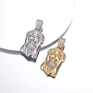 Pendentif Colibri en Argent Sterling 925 avec Diamant de Laboratoire, Plaqué Or 18K, Bijou Fin Certifié de Luxe pour Femme - Product Image 3