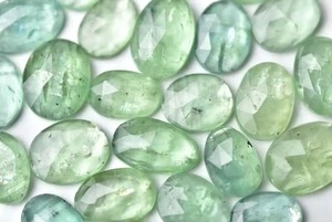 Kyanite verte de haute qualité 5A, formes mélangées, cabochons certifiés par un tiers, commandes en gros, promotion de septembre, pour la fabrication de bijoux - Product Image 2