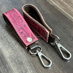 พวงกุญแจหนังวัวลายดอกไม้ห่วงโลหะสำหรับธุรกิจพวงกุญแจหนังวัวลายดอกไม้ของขวัญสุดหรูพวงกุญแจน่ารัก - Product Image 6