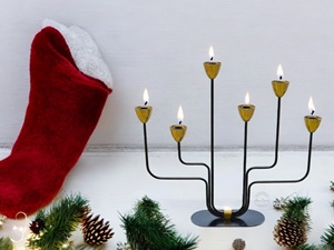 "Bougeoir classique en argent à 5 bras Design élégant Parfait pour Noël ou décor de vacances Élégant et festif" - Product Image 6