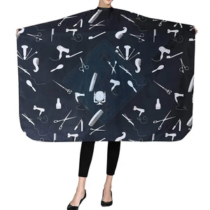 Capa de Peluquería con Estampado de Herramientas para el Cabello, de Poliéster Antiadherente, Capa Profesional para Barbería, para Cortar y Teñir el Cabello - Product Image 4