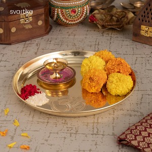 Juego de Thali de Latón de Primera Calidad con Acabado Antiguo, Plato para Puja con Campana Diya y Kalash, para Regalo - Product Image 3