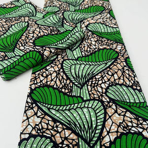 Tissu en coton Ankara imprimé wax africain premium du Ghana pour vêtements de mode pour filles, artisanat, sacs et batik - Product Image 1