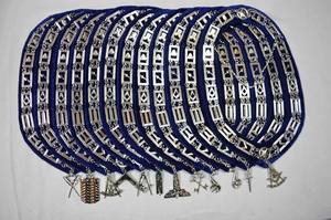 Colliers maçonniques Blue Lodge en argent avec bijoux en argent et fond bleu - Ensemble complet de 12 insignes maçonniques - Product Image 4