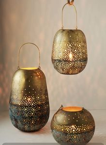 Lanterne suspendue vintage en métal écologique faite à la main, porte-bougie durable pour extérieur, jardin, décoration de Noël, noir - Product Image 4