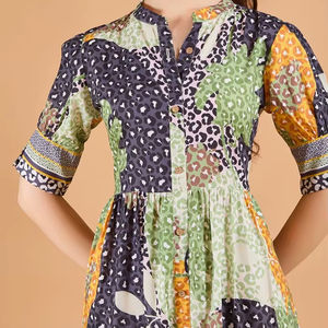 Vestido Midi con Estampado de Motivos Étnicos, Corte Ajustado y Evase, Manga Corta, Encaje Floral Digital, Chifón Transpirable, Vestido Midi Línea A para Mujer - Product Image 1