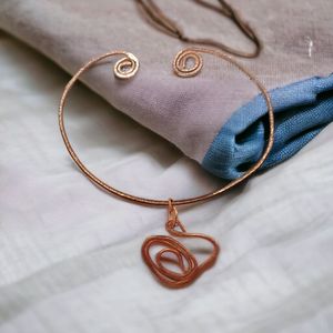 Elegant <b>Copper</b> Necklace Handmade with Traditional Craftsmanship Perfect Jewelry Accessory for Modern Women - Product Image 3