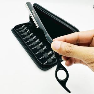 Juego de alicates para extensión de cabello de acero inoxidable de grado quirúrgico sólido, negra mate profesional maquinilla de afeitar, logotipo personalizado de bajo costo - Product Image 1