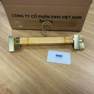 Organisateur de vêtements en bois laqué de haute qualité en gros, pinces métalliques, acier inoxydable durable, pour armoire et salle de bain, en provenance du Vietnam - Product Image 5