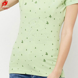 Colección Premium de Estilo Urbano, Camisetas Polo para Mujer con Corte Relajado y Elegante para una Apariencia Moderna y Urbana - Product Image 6