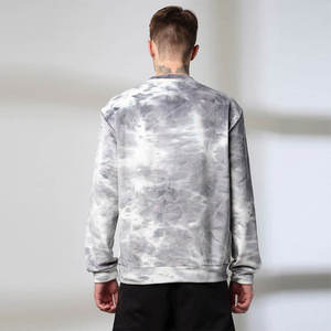 Sweat-shirt teint en pièce pour homme – Vêtement décontracté et moderne – Fabriqué aux États-Unis - Product Image 3
