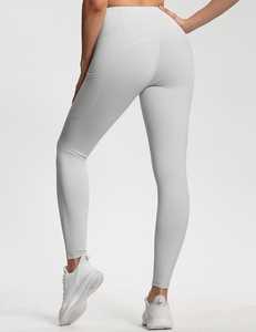 Collants de compression sportifs pour femmes OEM avec design personnalisé par sublimation pour la course à pied, le fitness et les entraînements en salle de sport - Product Image 1