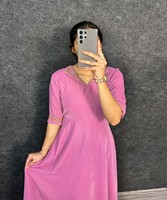 Kurti en coton rose pâle pour femme, style Riche Look, en velours, brodé à la main, une pièce, pour usage quotidien, décontracté, en stock, vêtement ethnique