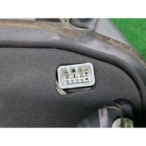ไฟท้ายมือสองของรถยนต์อีควัส ขวา รุ่น 924023N000 - Product Image 3