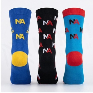 Chaussettes North Approach pour homme, bleu noir bleu clair, motif lettres, respirantes, chaussettes décontractées d'été pour adultes - Product Image 2