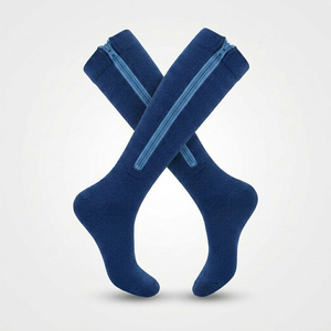 Chaussettes de compression personnalisées pour hommes avec fermeture éclair latérale haute, idéales pour le yoga, amincissantes, pour la course et la gym - Product Image 1