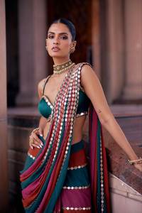 Sari de Georgette Sintético Estilo Bollywood con Forro Estampado Patta, Trabajo de Espejo Original y Blusa Sin Coser de Seda Mono Banglori - Product Image 4