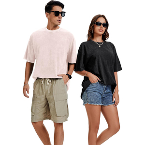 เสื้อยืดคอกลมแขนสั้นทรงโอเวอร์ไซส์สำหรับผู้ชาย สีพื้น ผ้าถักเนื้อนุ่ม ใส่สบาย - Product Image 2