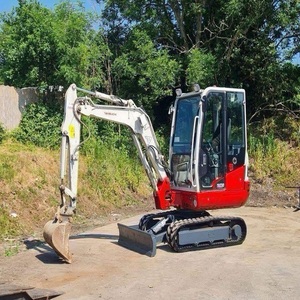 Mini-excavatrice Takeuchi à vendre avec des accessoires polyvalents et des performances fiables pour les entrepreneurs et les entreprises de construction - Product Image 6