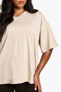 เสื้อยืดผู้ชายทรงปกติ ผสมสแปนเด็กซ์และโพลีเอสเตอร์  รับสั่งทำตามไซส์และสี พร้อมบริการพิมพ์ลาย - Product Image 5