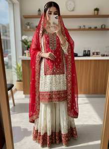 Realza la Belleza de tu Armario con este Conjunto Tradicional de Salwar Kameez y Sharara Recién Lanzado para Bodas - Product Image 2