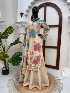 Ensemble Salwar Kameez en soie brodée pour femmes, avec dupatta, longueur au sol, style traditionnel ethnique, pour les fêtes d'hiver, les mariages, style Inde Pakistan - Product Image 4