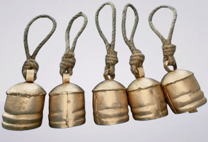 Campanas Tibetanas Rústicas Hechas a Mano de Latón Dorado, Adorno Colgante Decorativo para Árbol de Navidad, Campana Decorativa para el Hogar - Product Image 2