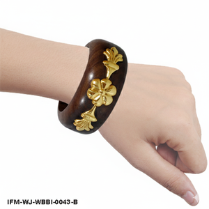 Bracelet artisanal en bois foncé avec incrustation florale en laiton, style bohème, bijou ethnique pour femme - Product Image 3