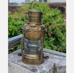 Farol Náutico Redondo de Latón con Acabado Antiguo, Lámpara de Aceite Hecha a Mano, Decoración Marítima ALI DECORATOR para Hogar, Hotel y Jardín - Product Image 2