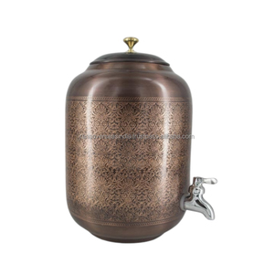 Dispensador de agua de diseño grabado de flores de maceta de cobre puro de Venta caliente de alta calidad con grifo de acero a precio asequible del proveedor - Product Image 2